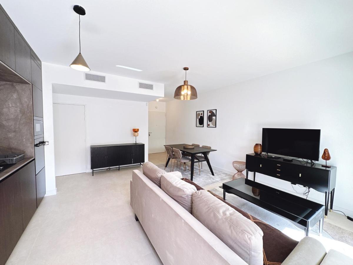 Appartement Moderne Tout Equipe. Marseille Luaran gambar