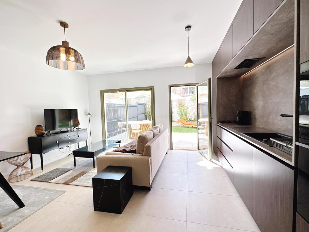Appartement Moderne Tout Equipe. Marseille Luaran gambar