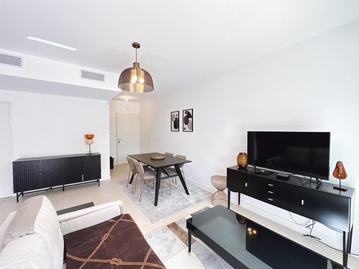 Appartement Moderne Tout Equipe. Marseille Luaran gambar